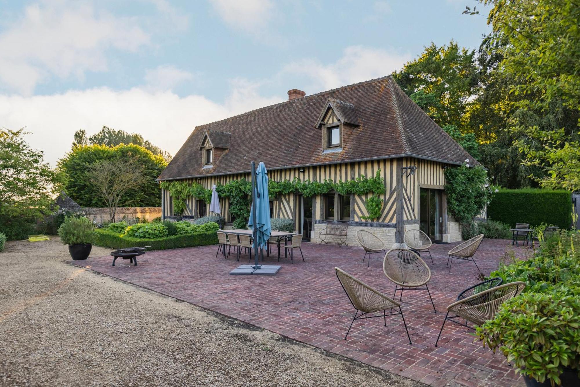 Maison "Jardin Gaillard" Bieville-en-Auge Exterior photo